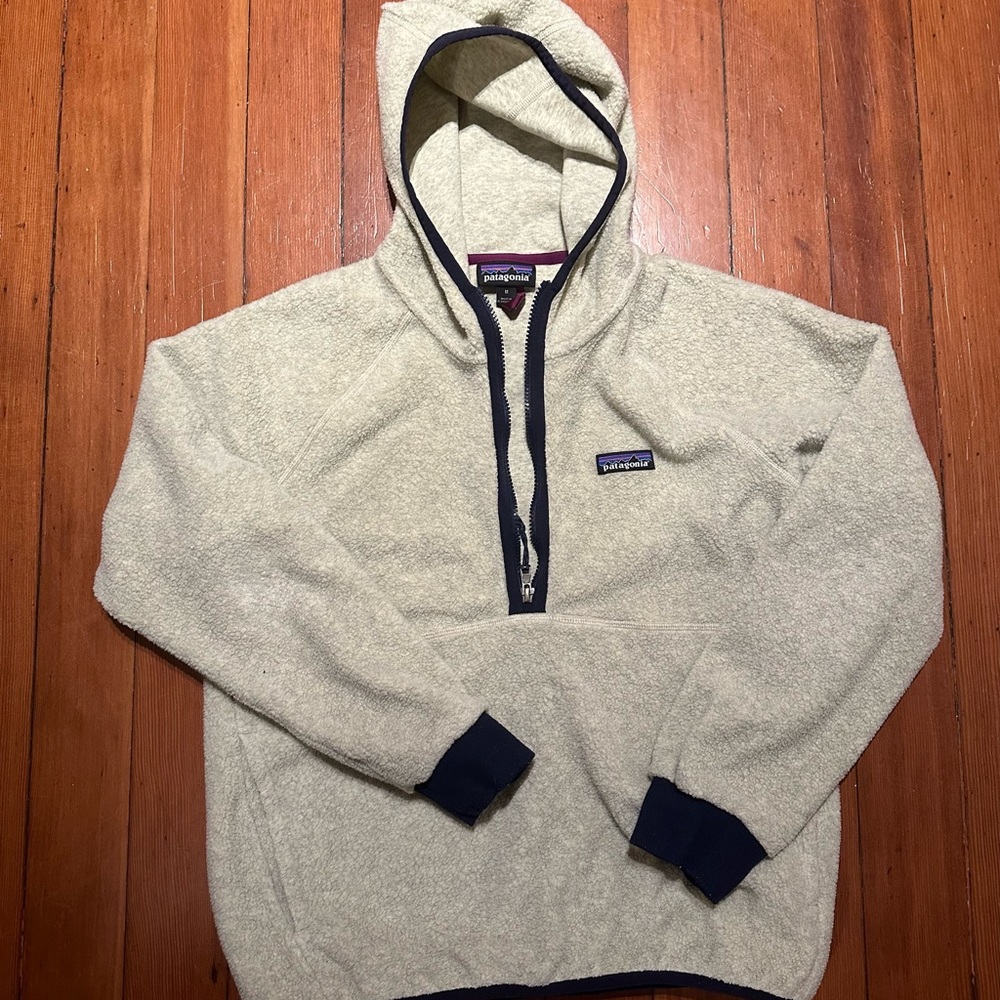 Patagonia Hooded Pullover
